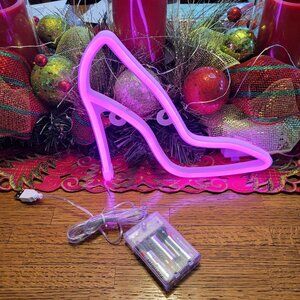 BA76-NIB You Glow Girl Pink Neon Light High Heel Shoe-Battery or USB